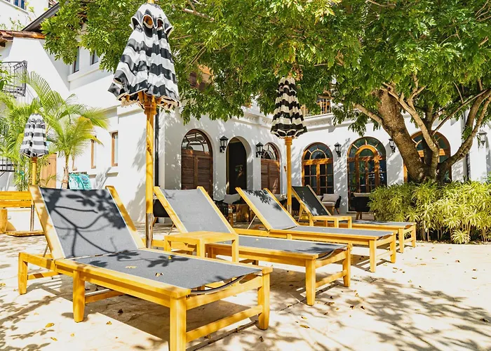Seaside Escape At Catalinas