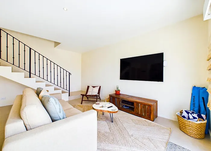 Apartamento Seaside Escape At Catalinas *